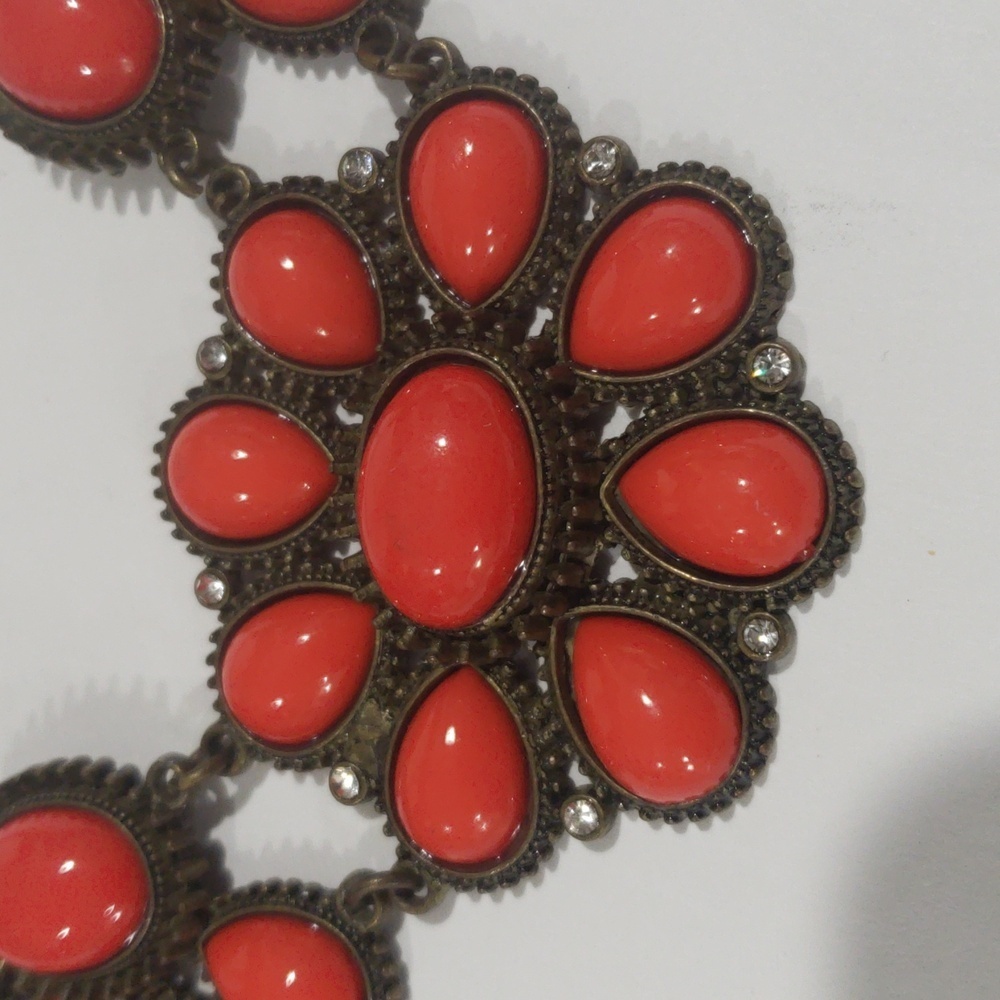 Elegant Mudd Blue Statement Necklace - Women's Fashion Jewelry - Picture 5 of 8